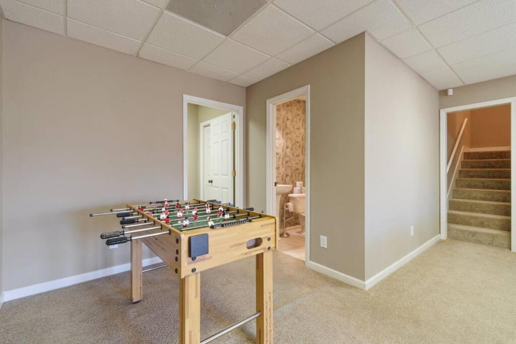Lakeside Haven Dock/Slip Fire Pit Game Room Kayaks Winchester Exteriör bild